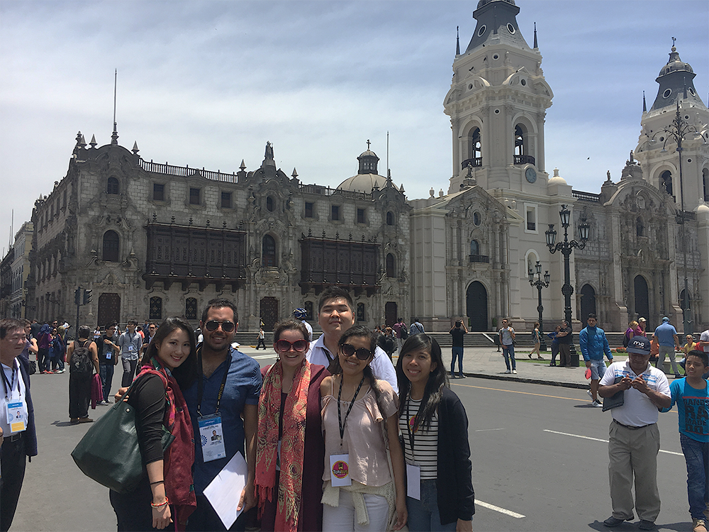 city-tour-with-singaporean-and-peruvian-delegates